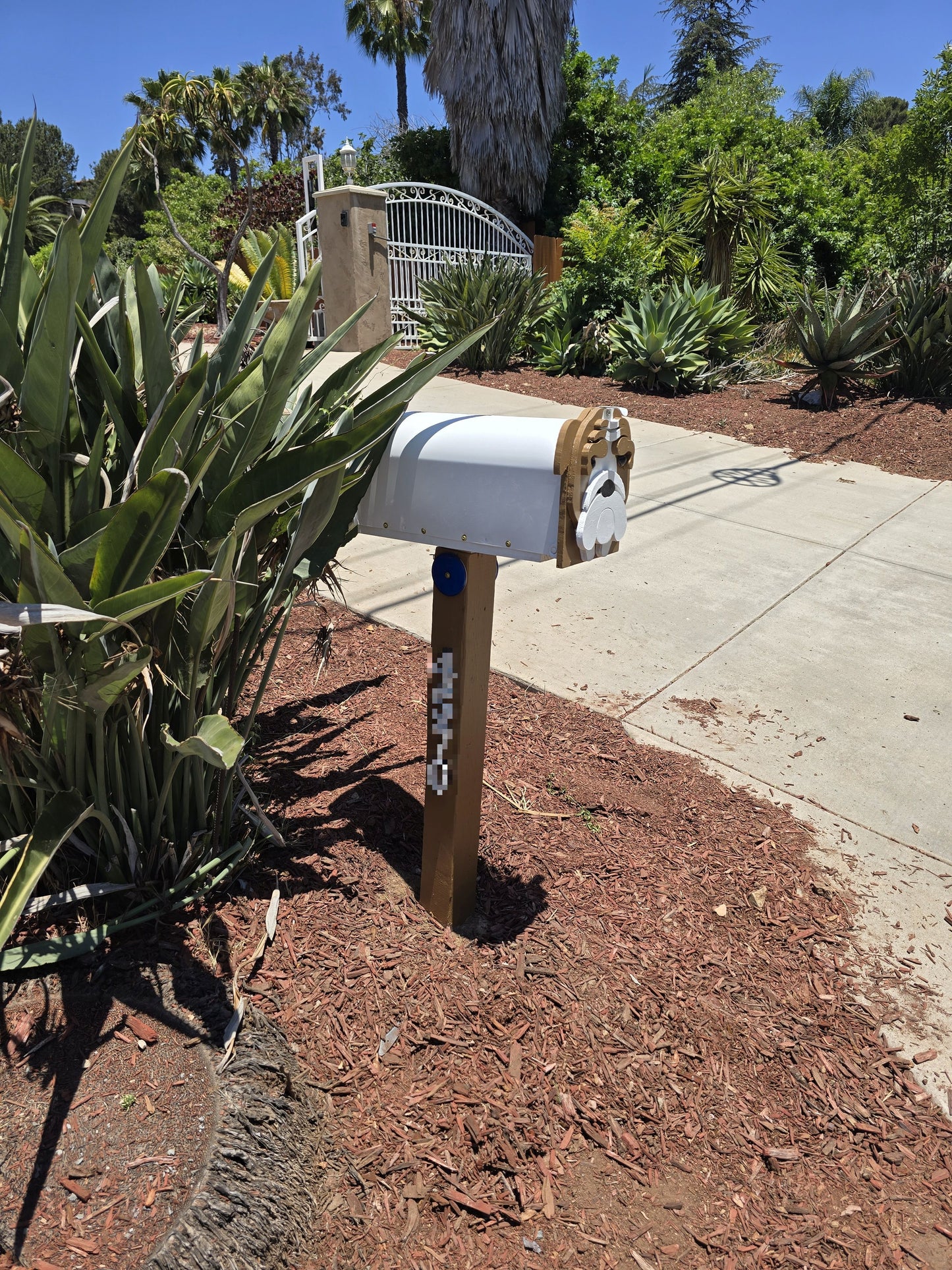 Custom Dog US Mailbox - Choose your Design